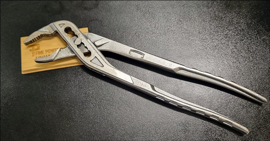 Tongue and groove plier